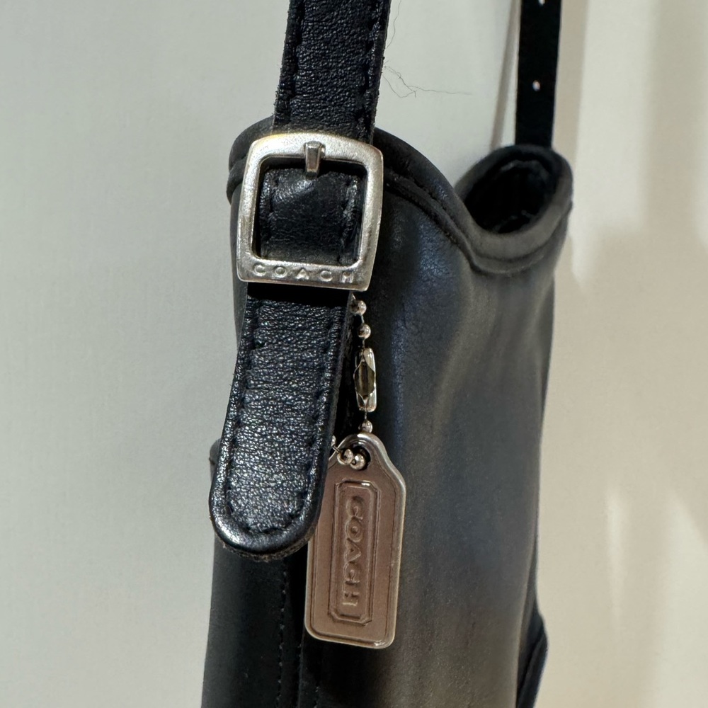 Coach Black Leather Crossbody/Shoulder Bag - Picture 3 of 9